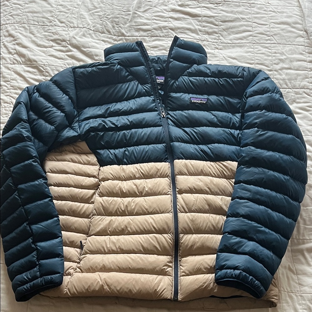 Patagonia Navy Puffer Jacket